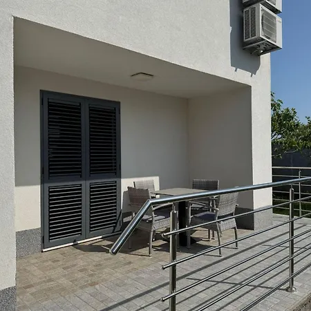 Eros Ibenik Vakantiehuis *