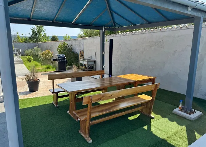 Tatil Evi Eros Ibenik *